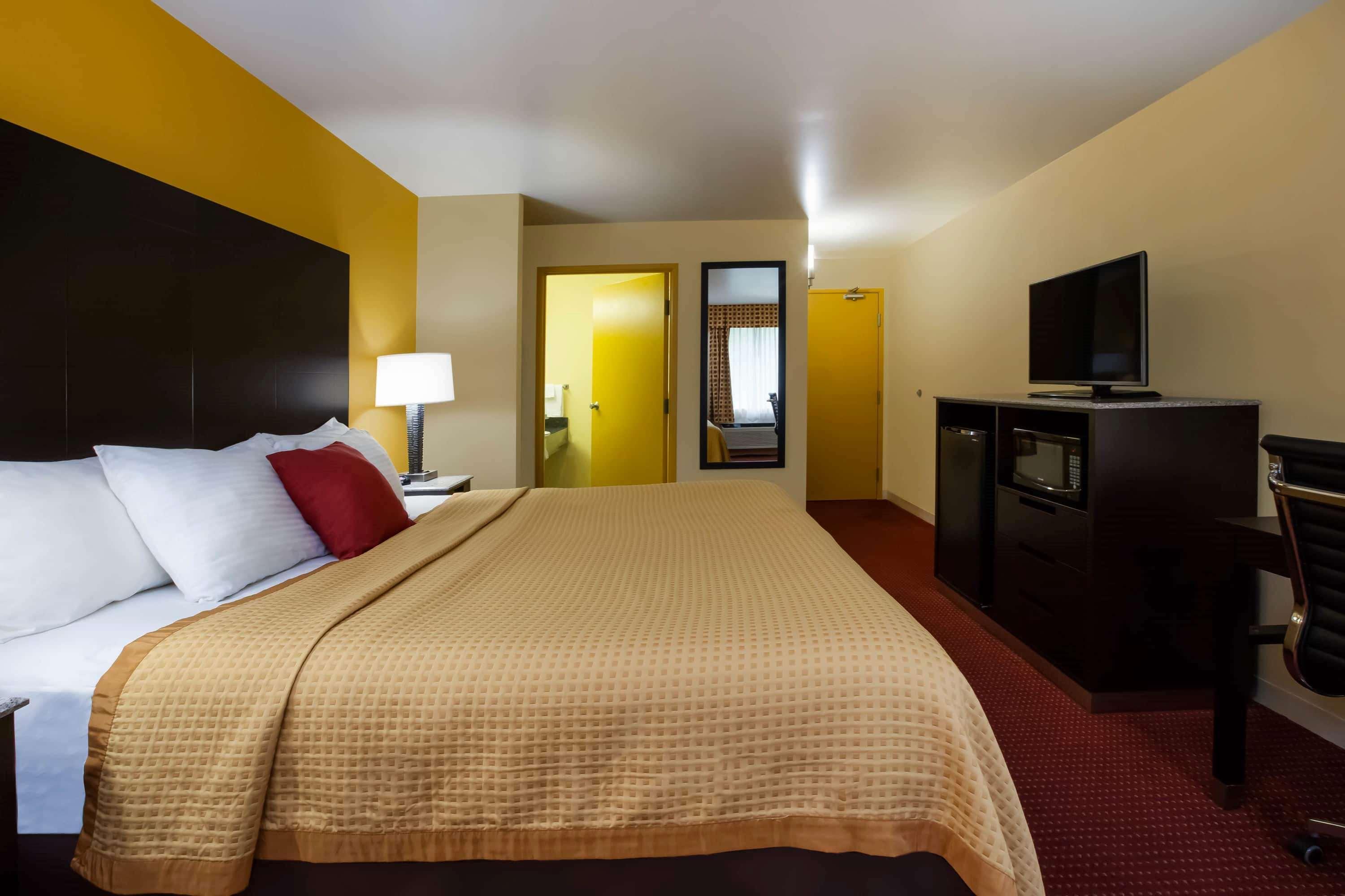 Days Inn By Wyndham Donegal Экстерьер фото