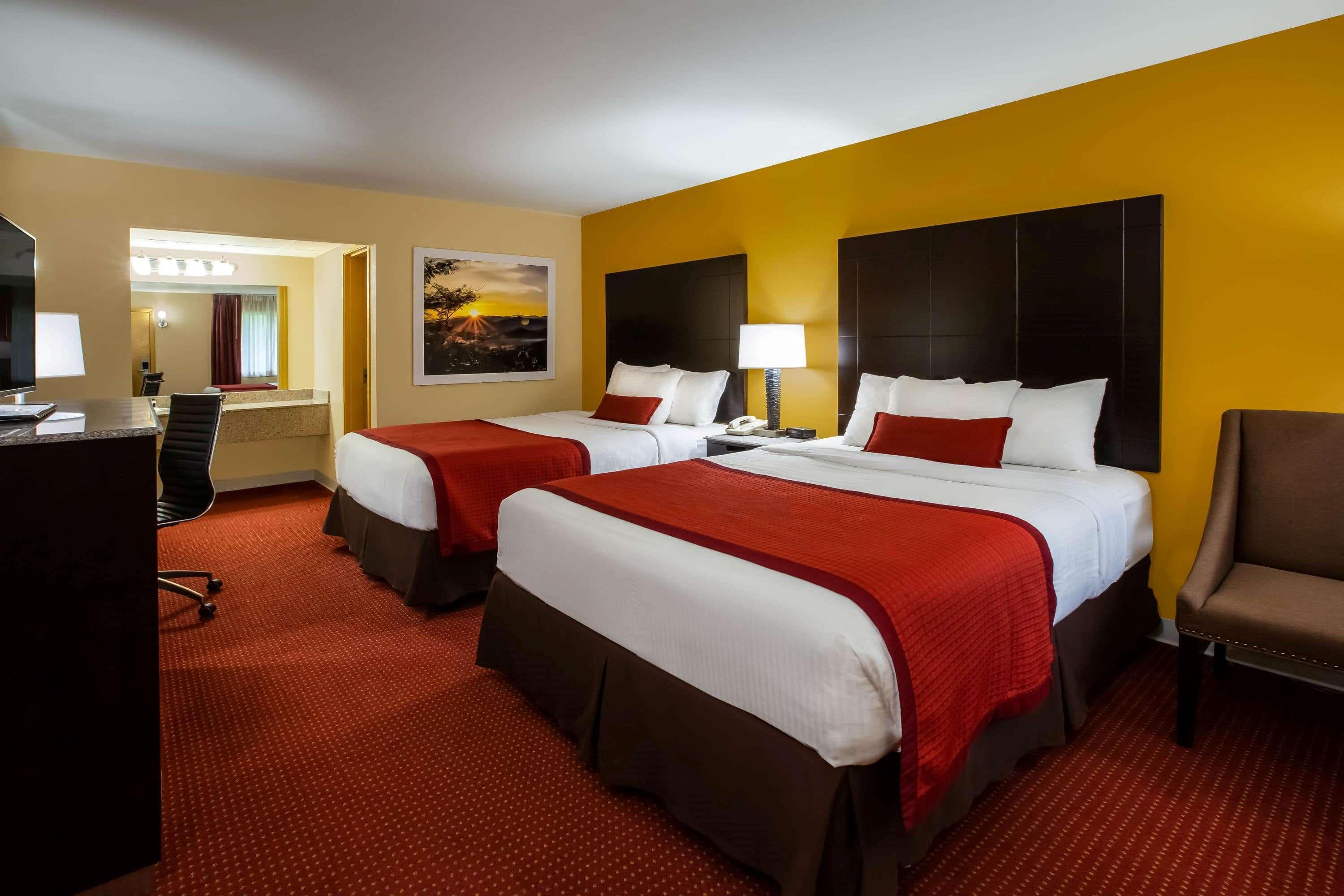 Days Inn By Wyndham Donegal Экстерьер фото